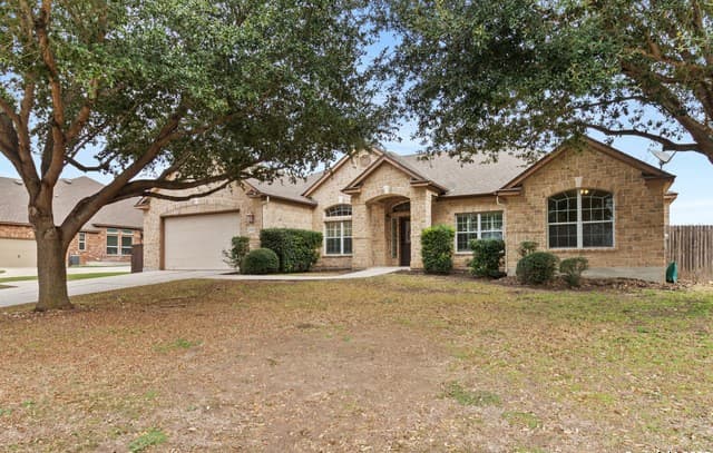 4-bedroom rental at 3339 Harvest Hill in Santa Clara, TX — photo 2