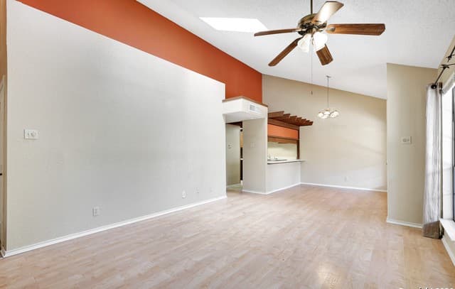 2-bedroom rental at 8633 Datapoint Unit 224 in San Antonio, TX — photo 5