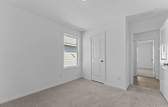 4-bedroom rental at 103 Ellendale Place in Fredericksburg, TX — photo 4