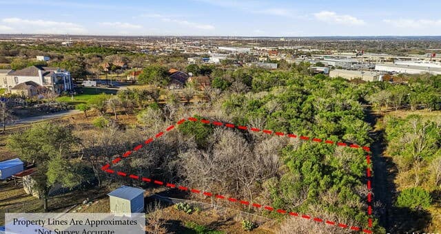 rental at 0 Wesp Way #3 in Live Oak, TX — photo 4