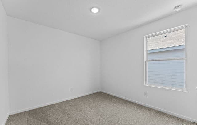 4-bedroom rental at 129 Alameda Dr in Fredericksburg, TX — photo 3