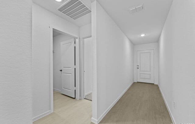 4-bedroom rental at 129 Alameda Dr in Fredericksburg, TX — photo 5