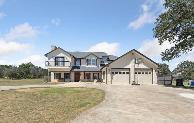 4-bedroom home for sale at 448 Western in Bandera TX