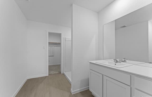 4-bedroom rental at 116 Ellendale Place in Fredericksburg, TX — photo 5