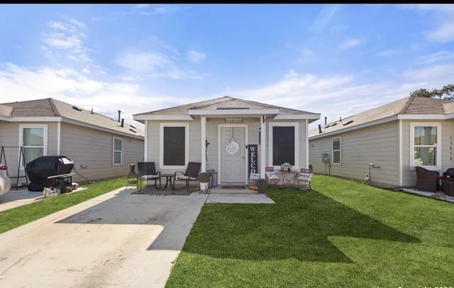 3-bedroom rental at 13854 Llama Place in San Antonio, TX — photo 1