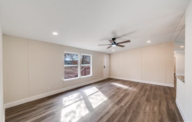 4-bedroom rental at 551 Big Oak in San Antonio, TX — photo 4