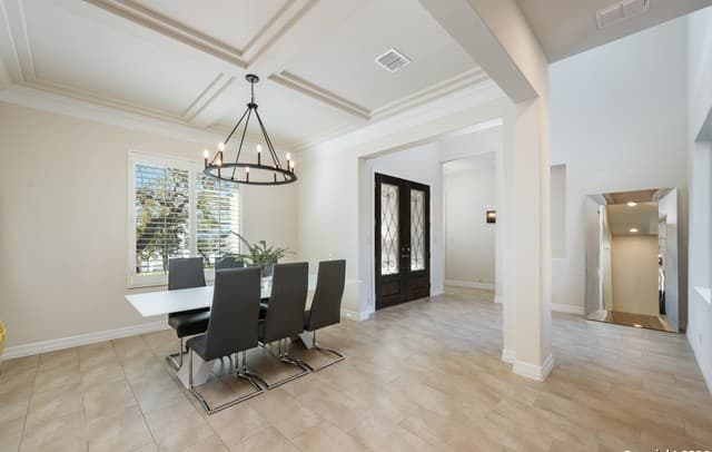 4-bedroom rental at 7106 Bluff Run in San Antonio, TX — photo 2