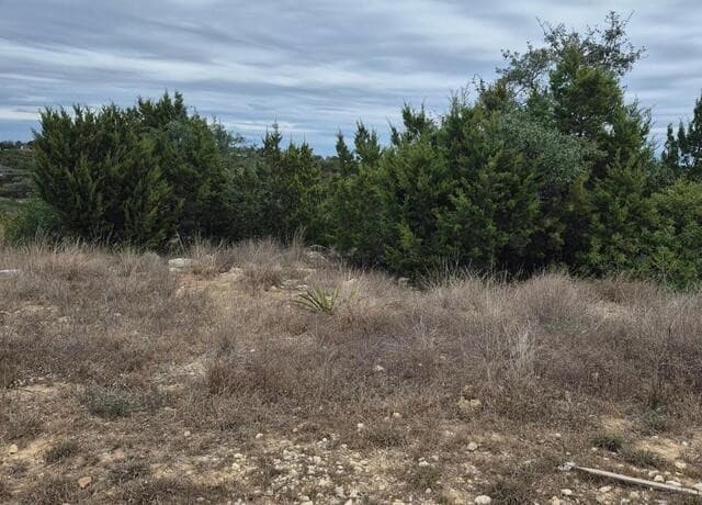 rental at 10727 Kendall Canyon in San Antonio, TX — photo 4