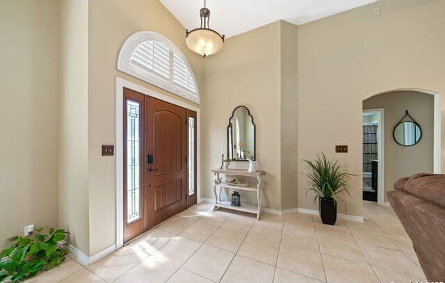 3-bedroom rental at 788 County Road 140 in Floresville, TX — photo 3