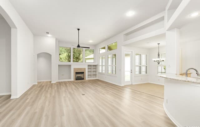 3-bedroom rental at 51 Grassmarket in San Antonio, TX — photo 3