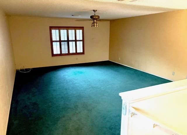 4-bedroom rental at 7501 Avery in Live Oak, TX — photo 3