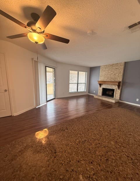1-bedroom rental at 11843 Braesview Unit 514-E in San Antonio, TX — photo 3
