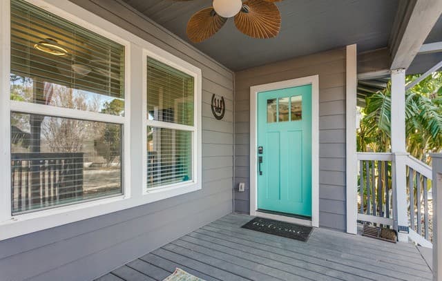 3-bedroom rental at 410 Gulf in San Antonio, TX — photo 3