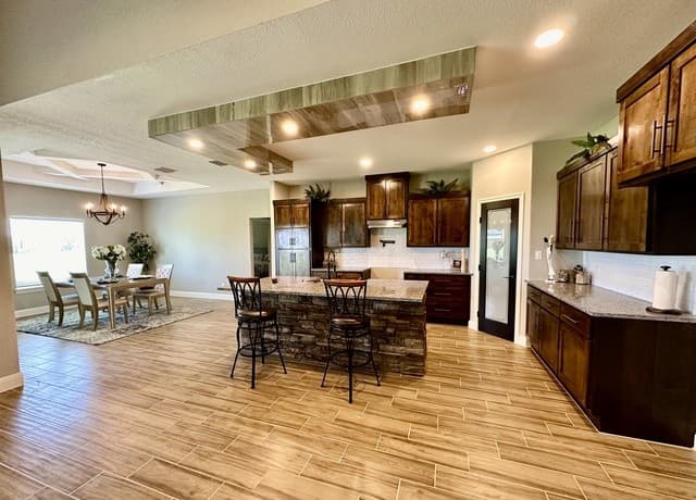 4-bedroom rental at 112 Estates Dr in La Vernia, TX — photo 4