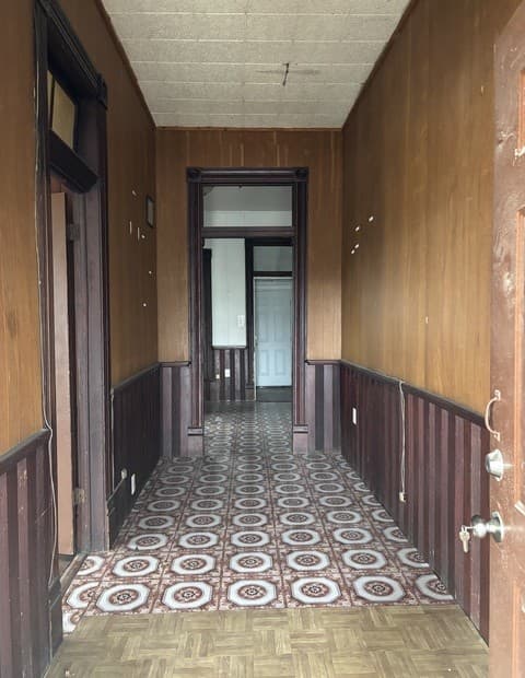 2-bedroom rental at 204 Piedmont in San Antonio, TX — photo 3