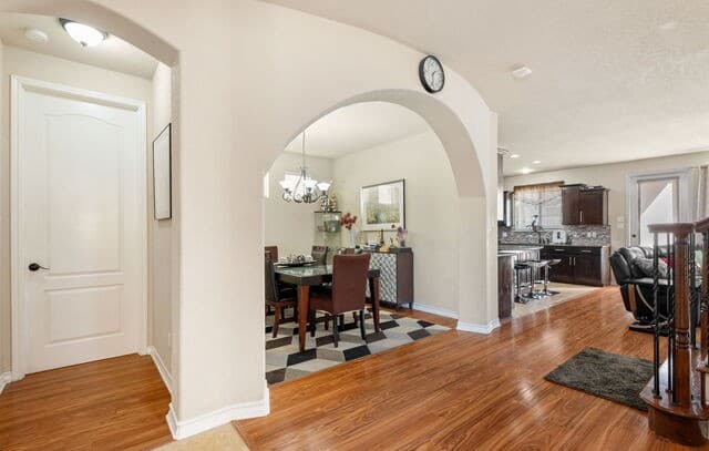 3-bedroom rental at 4234 Woodbridge Way in San Antonio, TX — photo 5