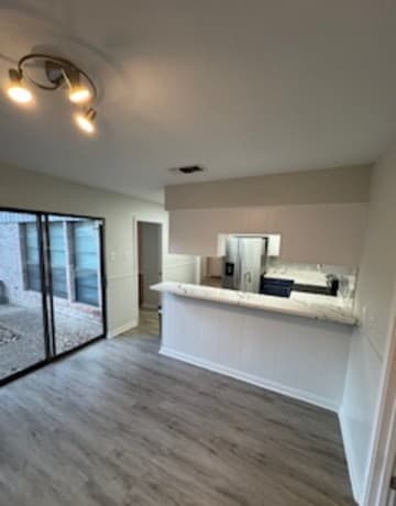 2-bedroom rental at 3220 Castledale in San Antonio, TX — photo 5