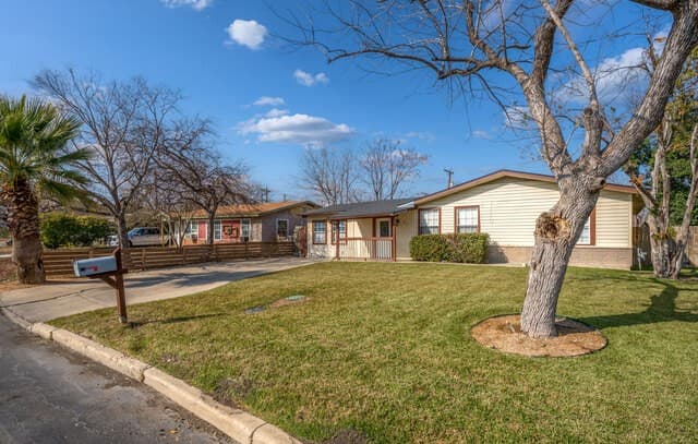 3-bedroom rental at 511 Millwood in San Antonio, TX — photo 1