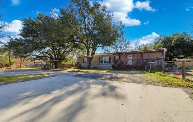 3-bedroom home for sale at 23202 Silver Chalice in Elmendorf TX