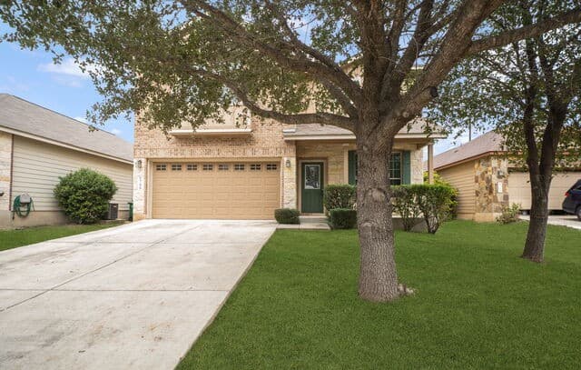 3-bedroom rental at 5706 Sendero Spg in San Antonio, TX — photo 2