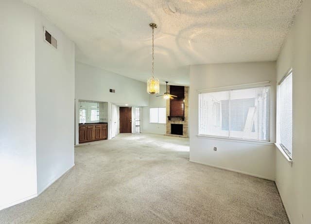 2-bedroom rental at 9258 Points Edge in San Antonio, TX — photo 5