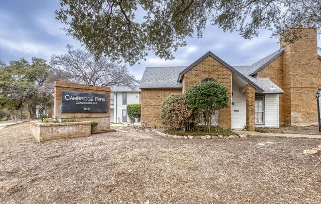 2-bedroom rental at 11311 Sir Winston Unit 808 in San Antonio, TX — photo 1