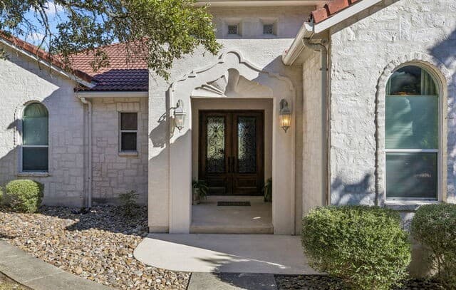 4-bedroom rental at 28460 Verde Mountain in San Antonio, TX — photo 3