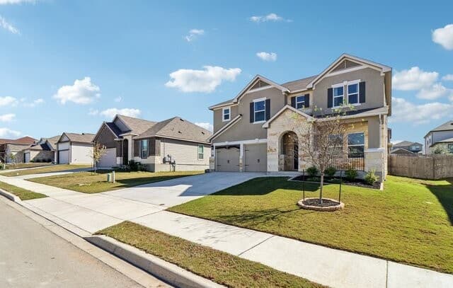 Home for sale at 315 Saddle Leaf in Cibolo, TX — photo 5