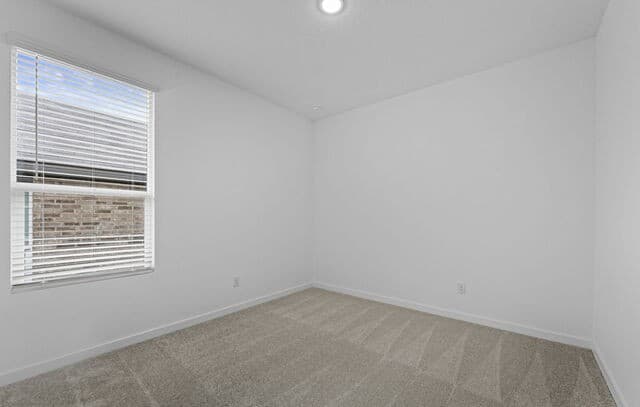 4-bedroom rental at 2331 Fort Davis Pass in Marion, TX — photo 3