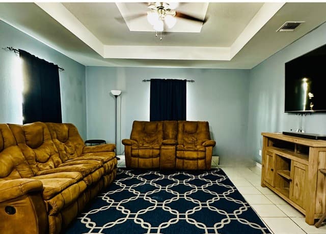 3-bedroom rental at 1415 Essex in San Antonio, TX — photo 4