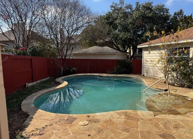 4-bedroom rental at 9911 Abe Lincoln in San Antonio, TX — photo 5