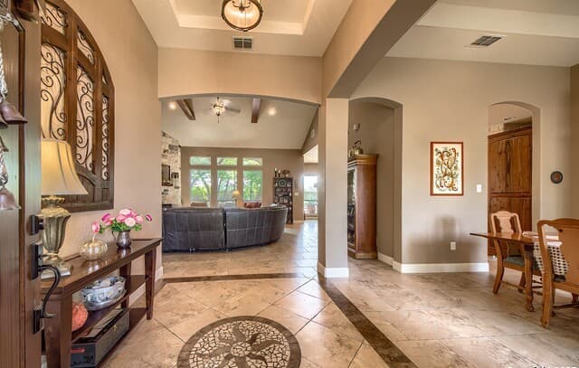 4-bedroom rental at 148 Copper Ridge in La Vernia, TX — photo 3