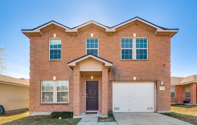 4-bedroom rental at 11138 Dublin Ldg in San Antonio, TX — photo 2