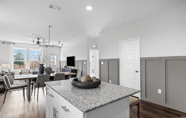 4-bedroom rental at 446 White Heron Way in San Antonio, TX — photo 3