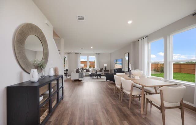 4-bedroom rental at 1131 Crane Court in Marion, TX — photo 2