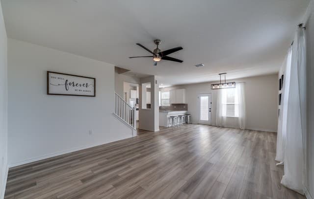 3-bedroom rental at 13246 Lorena Ochoa in San Antonio, TX — photo 4
