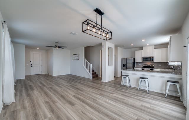 3-bedroom rental at 13246 Lorena Ochoa in San Antonio, TX — photo 5