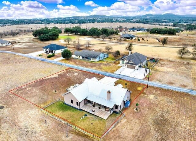 Home for sale at 445 Spanish Grant in Bandera, TX — photo 5