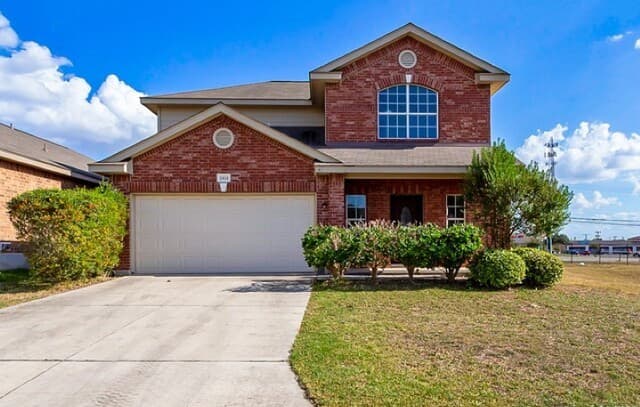 3-bedroom rental at 5414 Eternal in San Antonio, TX — photo 1