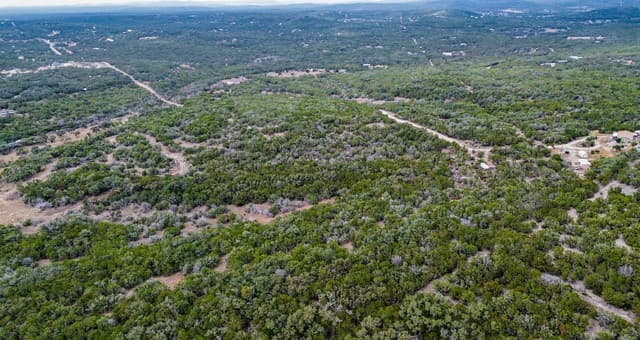rental at TBD County Road 244 in Hondo, TX — photo 4