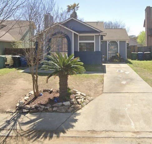 3-bedroom rental at 6305 Village Arbor in San Antonio, TX — photo 1
