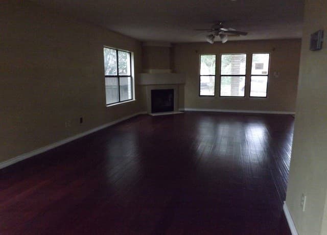 4-bedroom rental at 4714 Ironweed in San Antonio, TX — photo 1