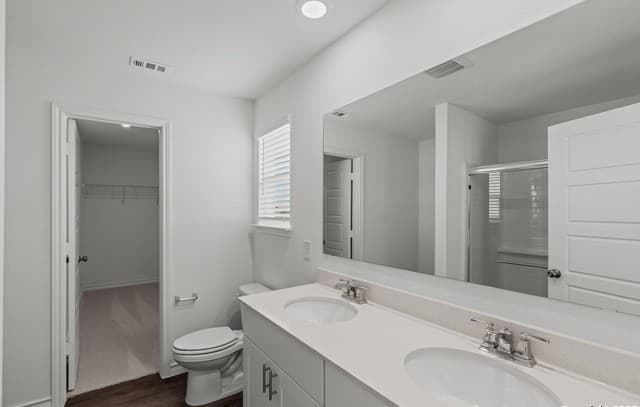 4-bedroom rental at 11714 Anselmo in San Antonio, TX — photo 2