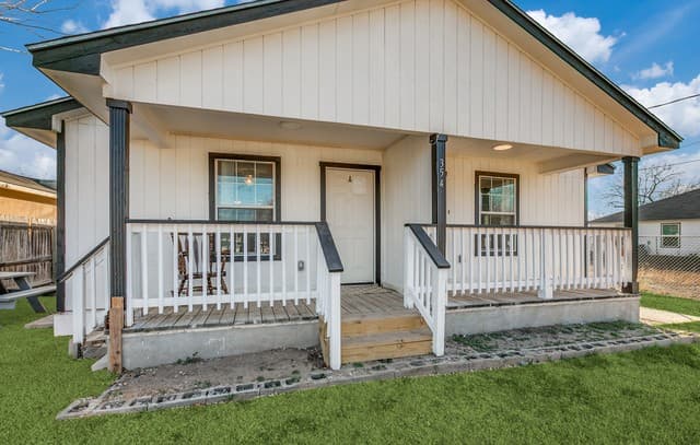 rental at 354 Ike in San Antonio, TX — photo 4