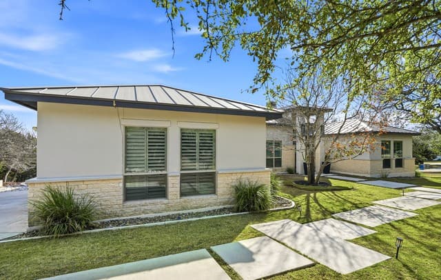 4-bedroom rental at 24802 Caliza in Boerne, TX — photo 2