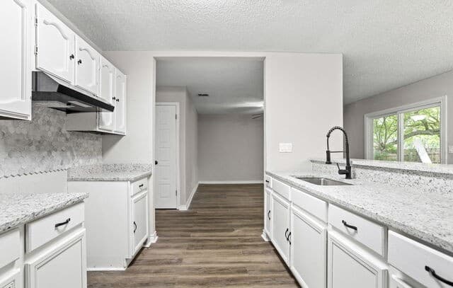 3-bedroom rental at 6814 Oldham in San Antonio, TX — photo 5