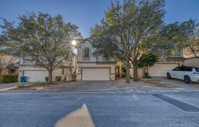 3-bedroom rental at 21615 Dion in San Antonio, TX — photo 1