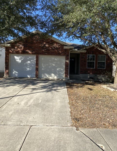 3-bedroom rental at 5244 Brookline in Schertz, TX — photo 1