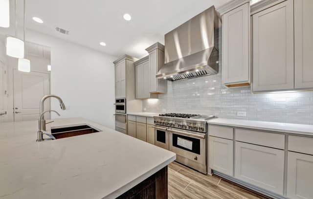 3-bedroom rental at 23350 Grande Vista in San Antonio, TX — photo 3