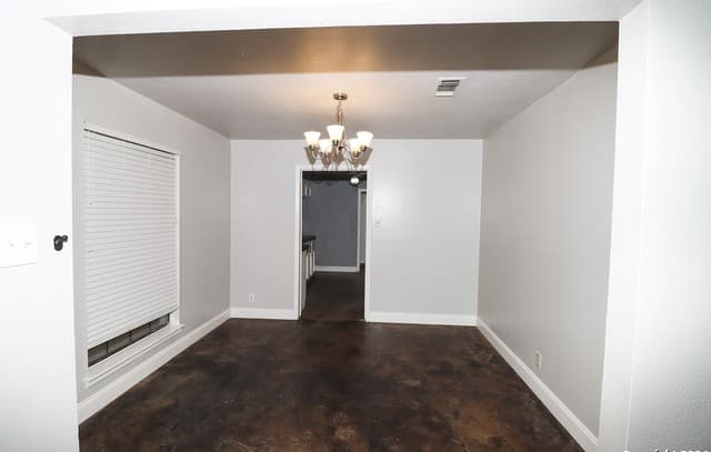 3-bedroom rental at 7227 Trace Buckle in San Antonio, TX — photo 5